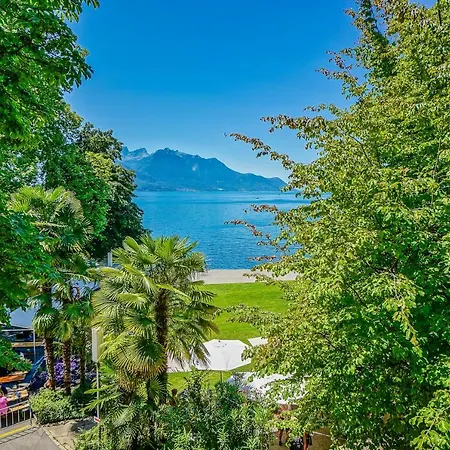 Apartment Soft Glam 1-bedroom Appt - & Mountain View